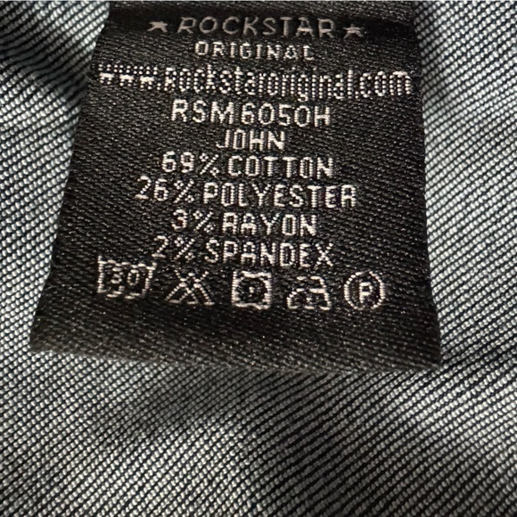 Rockstar Originals Women’s John Blue Distressed Jean Jacket Size XS - Picture 10 of 10